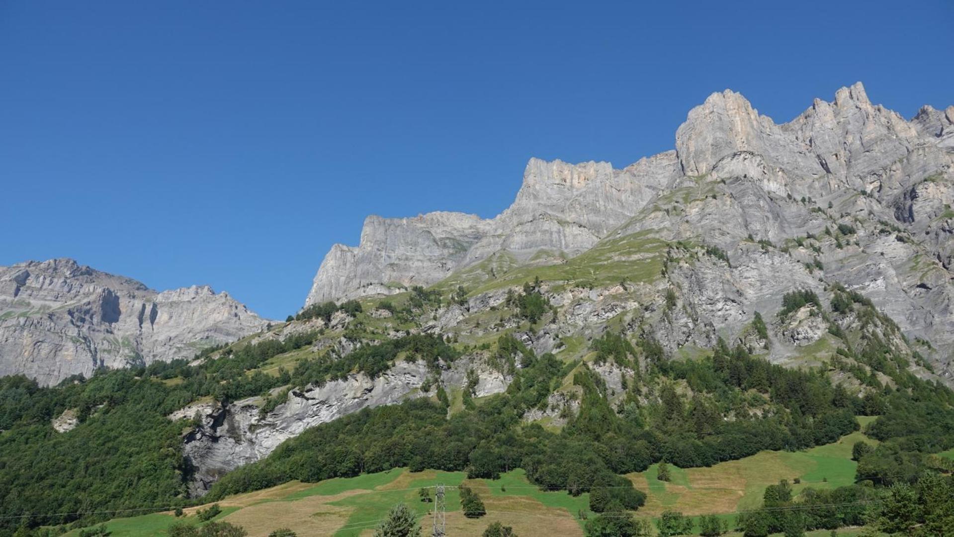 Ferienwohnung Valere B - It'S Magic Gmbh Leukerbad Exteriör bild